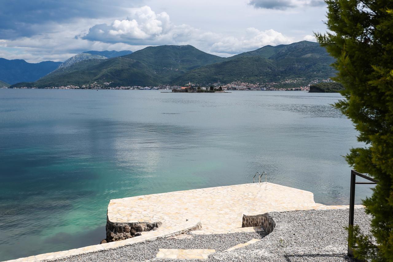Villa Semiramis Tivat Exterior photo